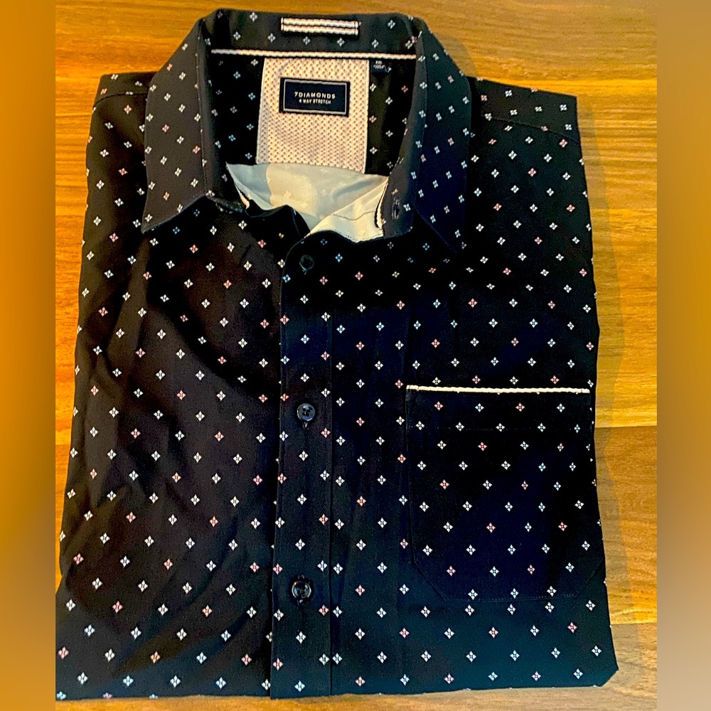 Men’s 7 Diamonds short sleeve button up. XXL
